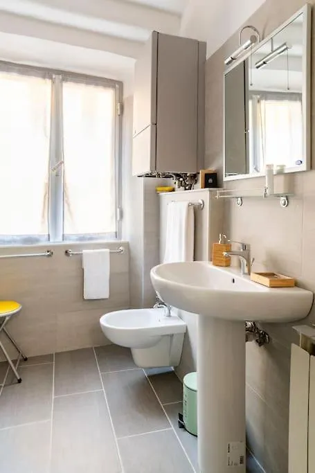 Centro Storico Di Genova A 15 Minuti, Sweet Home Apartment